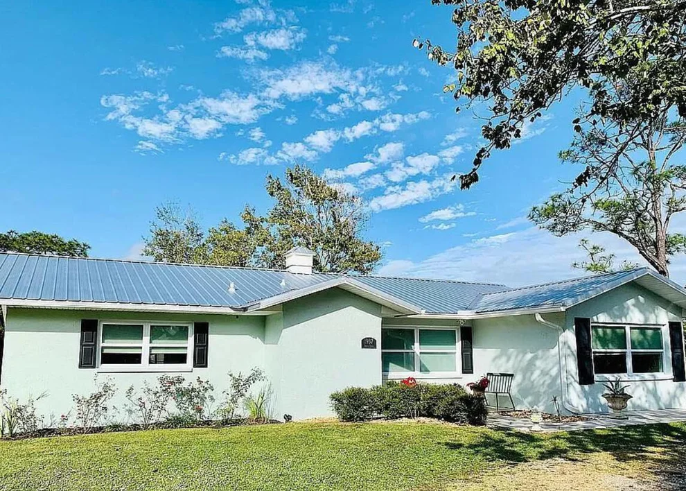 Unit for sale at 1937 Duncil Lane, Malabar, FL 32950