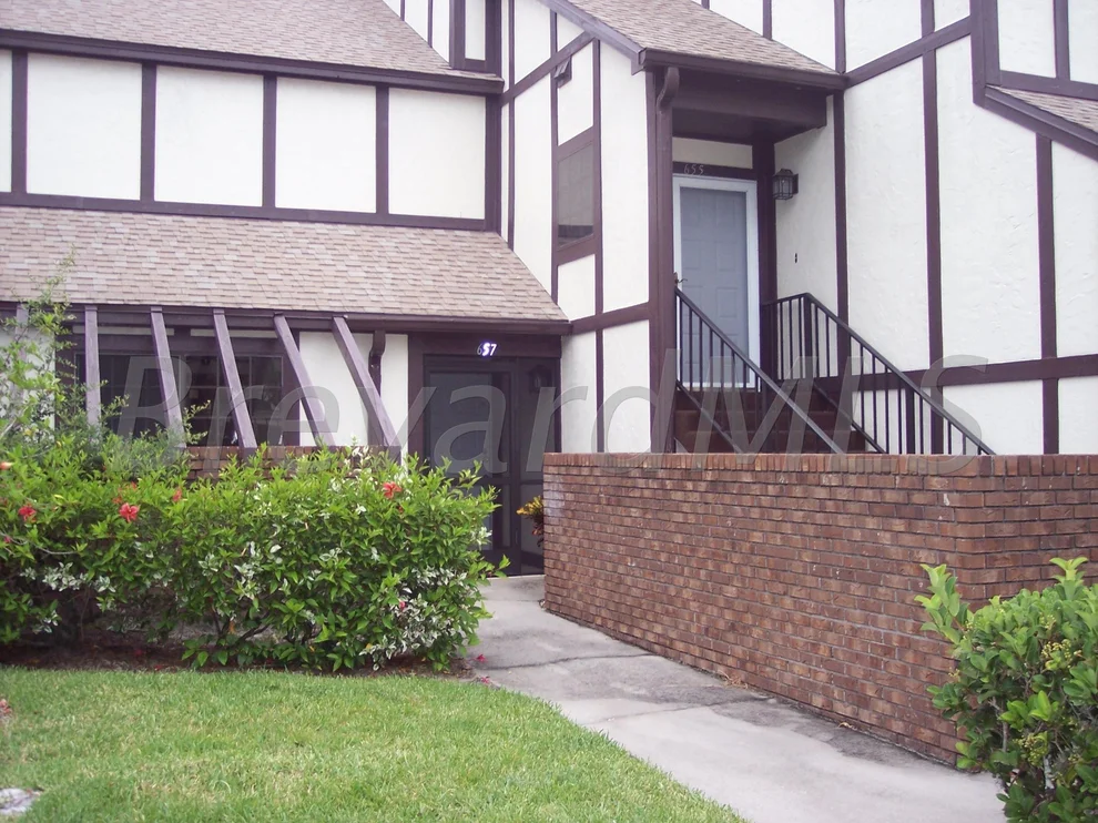 Unit for sale at 657 Greenwood Manor Circle, West Melbourne, FL 32904