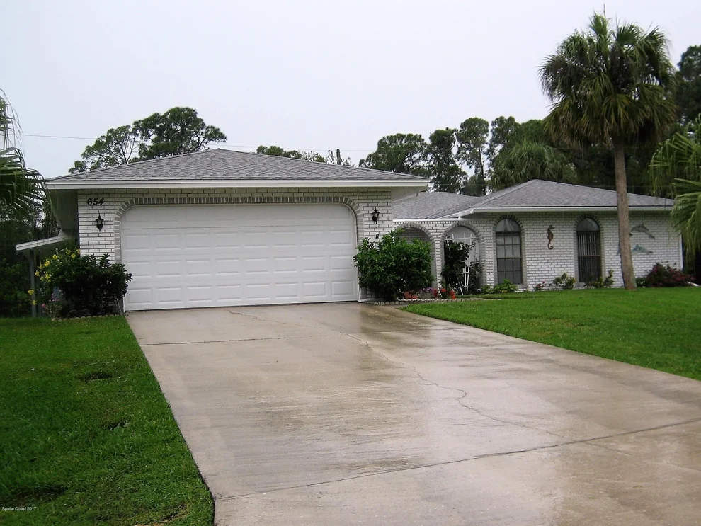 Unit for sale at 654 Hunan Street NE, Palm Bay, FL 32907