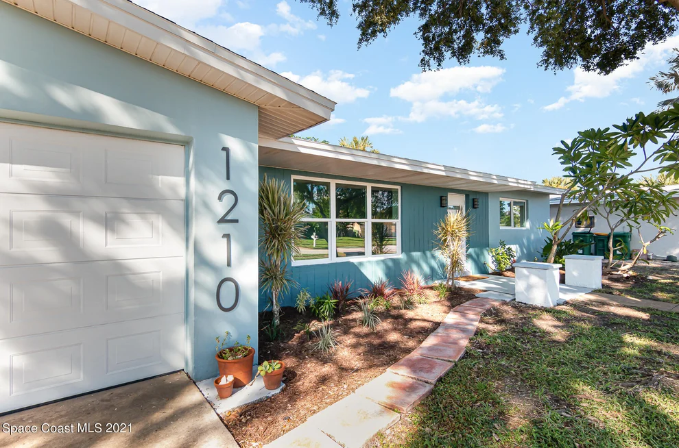 Unit for sale at 1210 Yacht Club Boulevard, Indian Harbour Beach, FL 32937