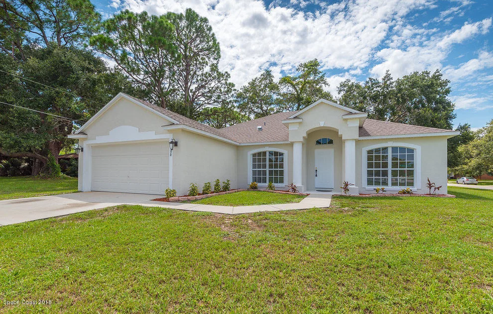 Unit for sale at 598 Borraclough Avenue NW, Palm Bay, FL 32907