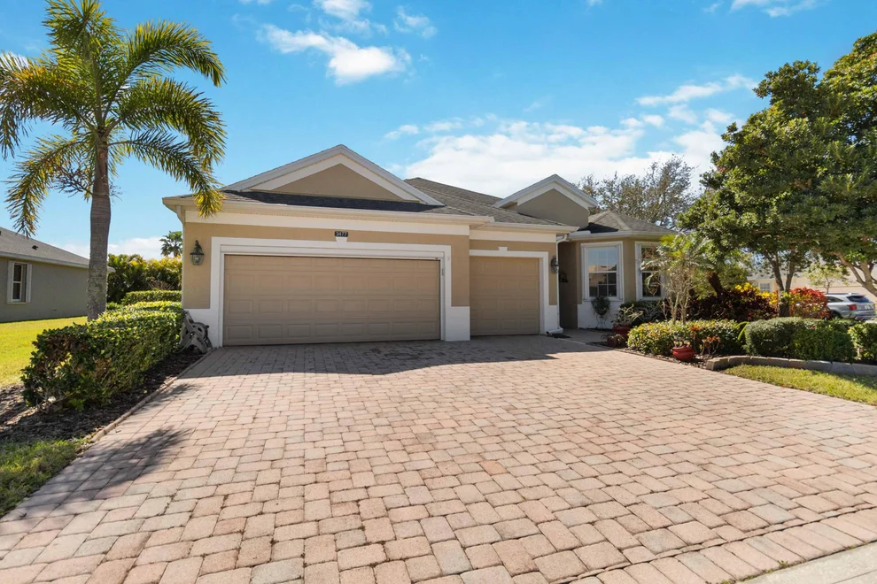 Unit for sale at 3477 Farragut Place, Melbourne, FL 32940