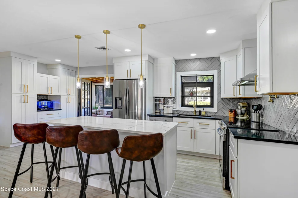 Unit for sale at 128 Bluff Terrace, Melbourne, FL 32901
