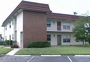 Unit for sale at 66 Woodland Dr, Vero Beach, FL 32962