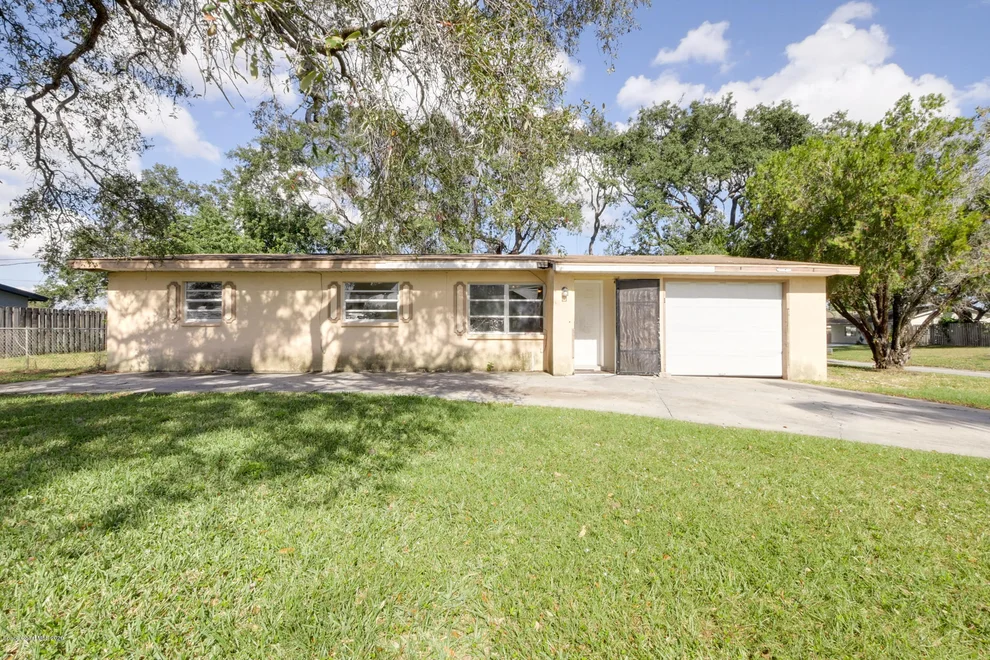 Unit for sale at 1420 Lakewood Drive, Melbourne, FL 32935