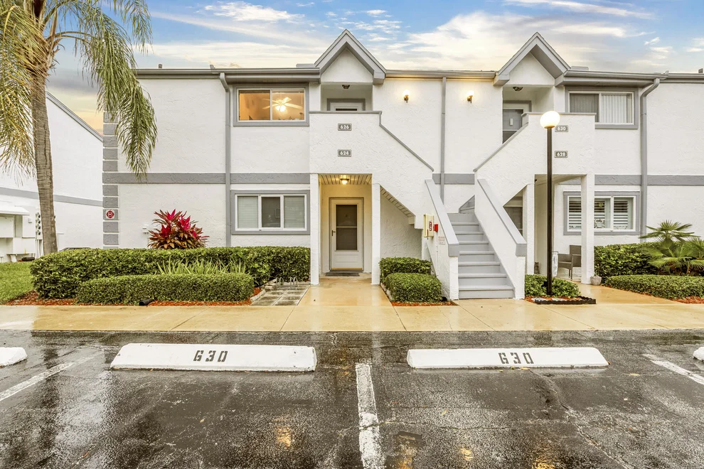 Unit for sale at 624 Beach Park Lane, Cape Canaveral, FL 32920