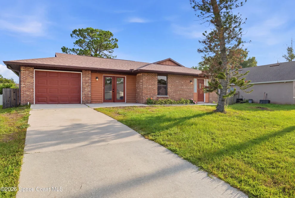 Unit for sale at 255 Abalone Road NW, Palm Bay, FL 32907