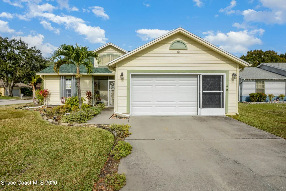 Unit for sale at 100 Oak Lake Road, Melbourne, FL 32901