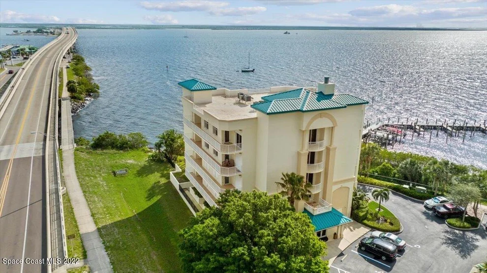Unit for sale at 1 Indian River Avenue, Titusville, FL 32796