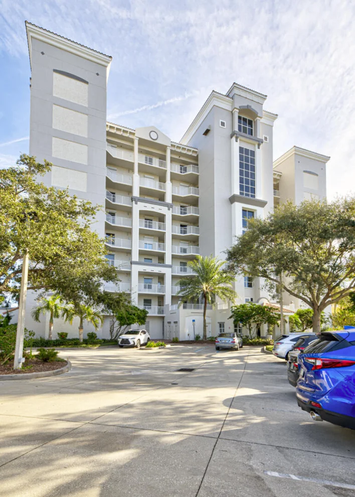 Unit for sale at 15 N Indian River Drive, Cocoa, FL 32922