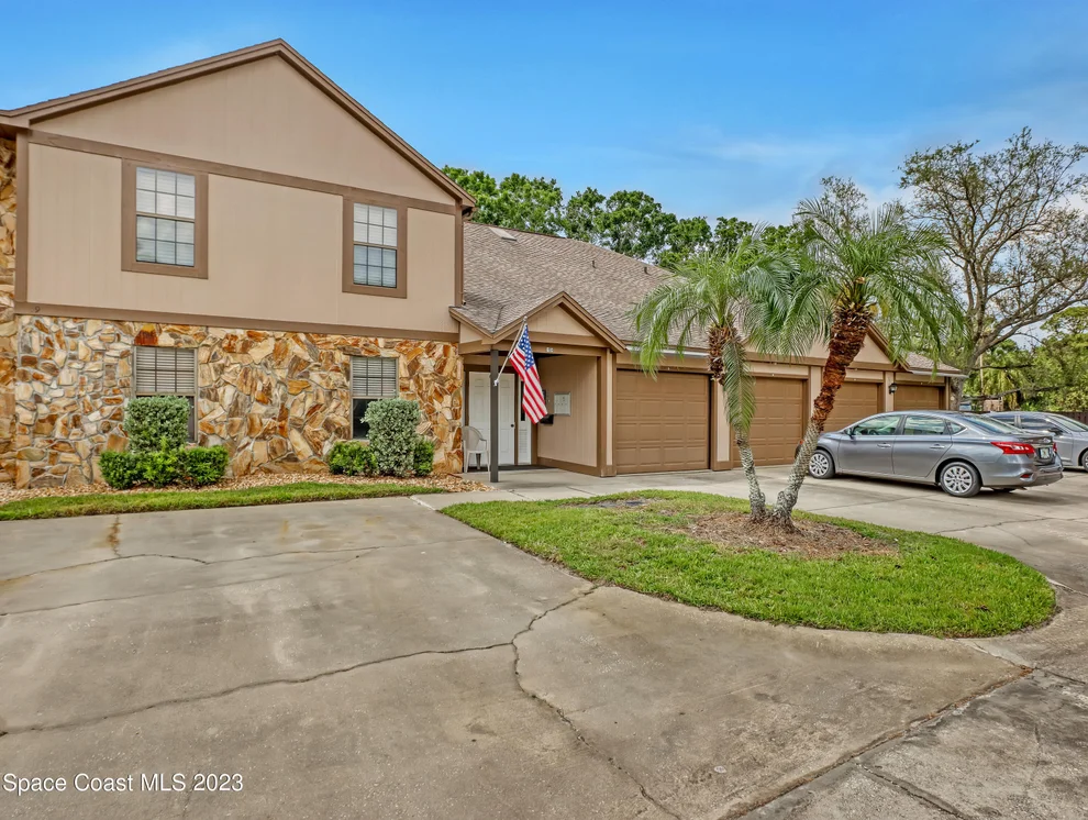 Unit for sale at 610 Saint Albans Court, West Melbourne, FL 32904