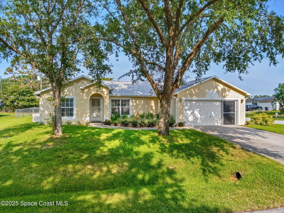 Unit for sale at 701 Agena Avenue NW, Palm Bay, FL 32907