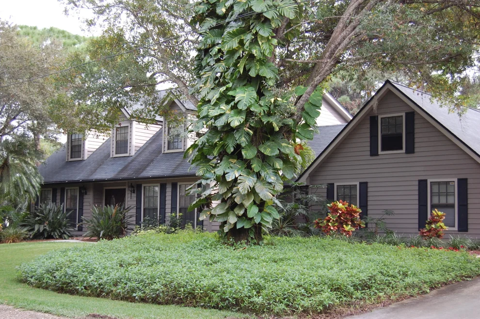 Unit for sale at 2084 S Courtenay Parkway, Merritt Island, FL 32952