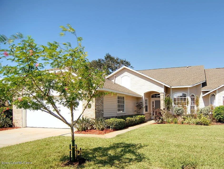 Unit for sale at 372 Kilmarnock Place, Melbourne, FL 32940