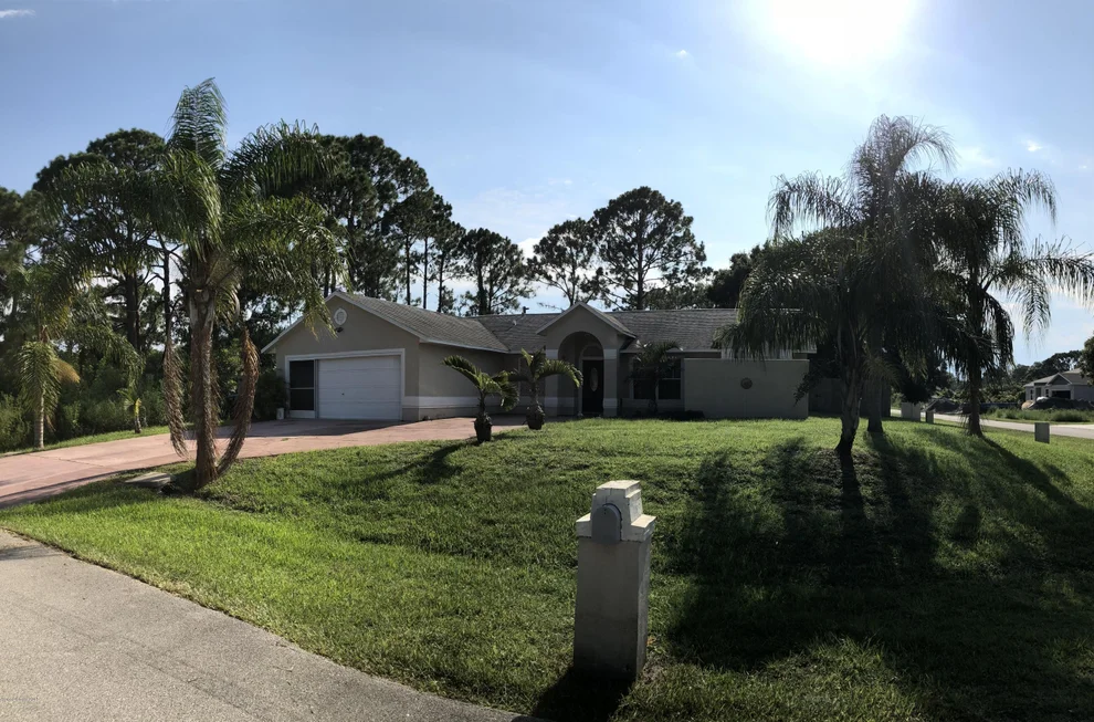Unit for sale at 906 Gulfport Road SE, Palm Bay, FL 32909