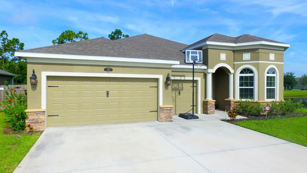 Unit for sale at 2152 Lune Court, West Melbourne, FL 32904