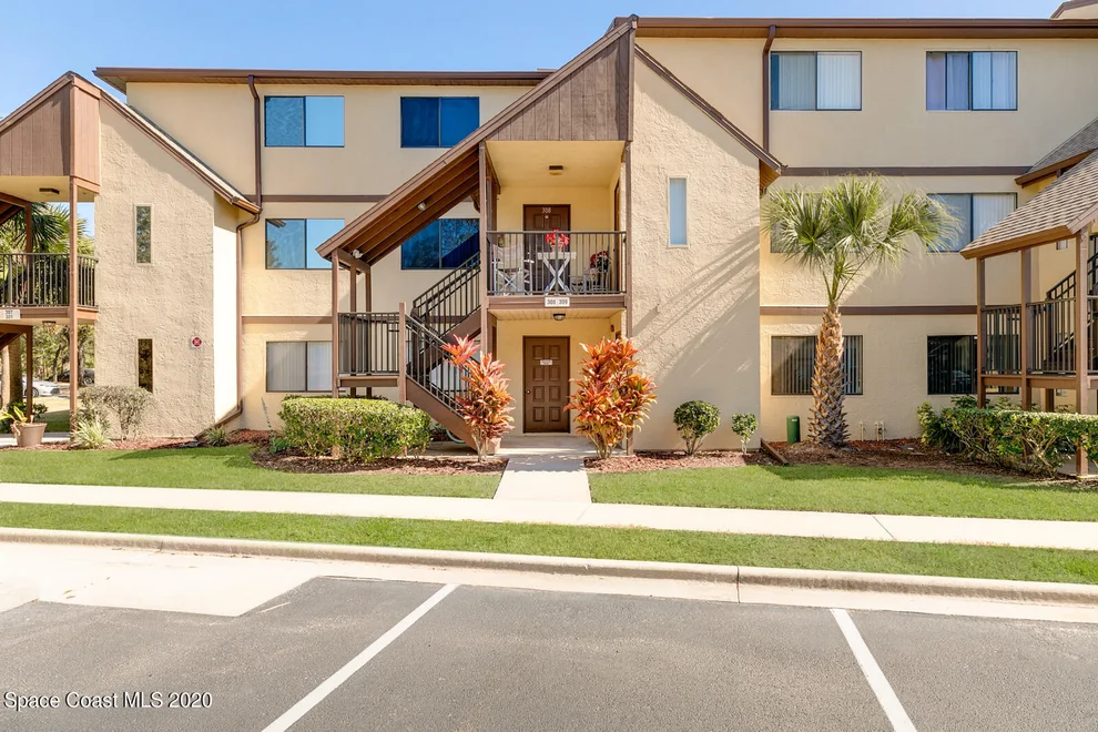 Unit for sale at 7820 Shadowood Drive, West Melbourne, FL 32904