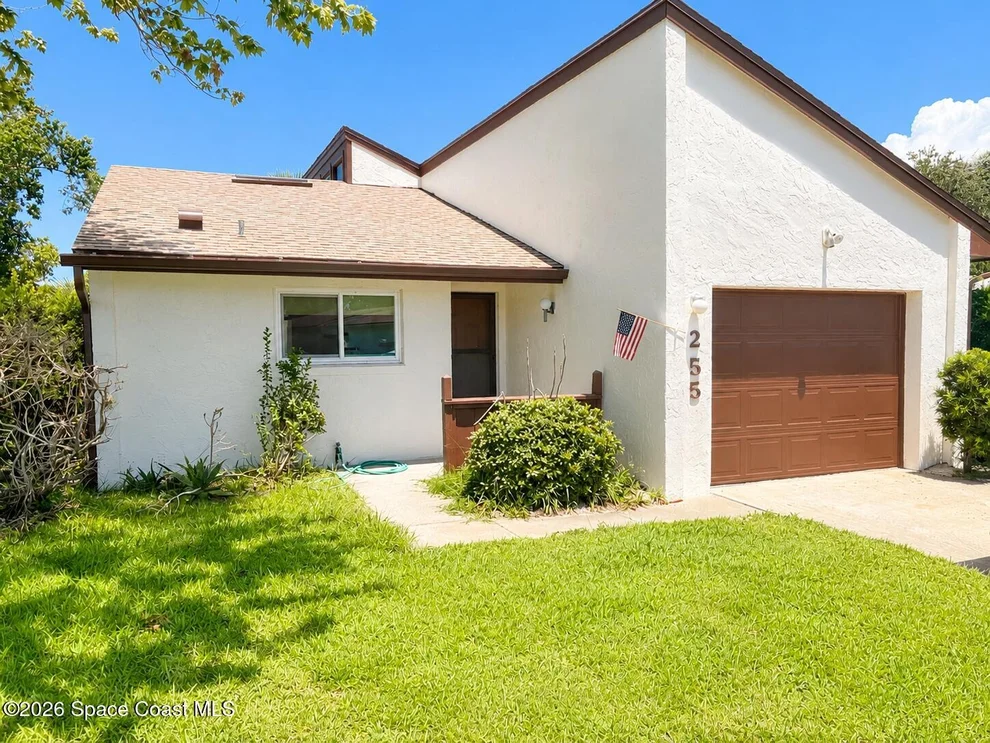 Unit for sale at 255 Applewood Circle, Melbourne, FL 32940