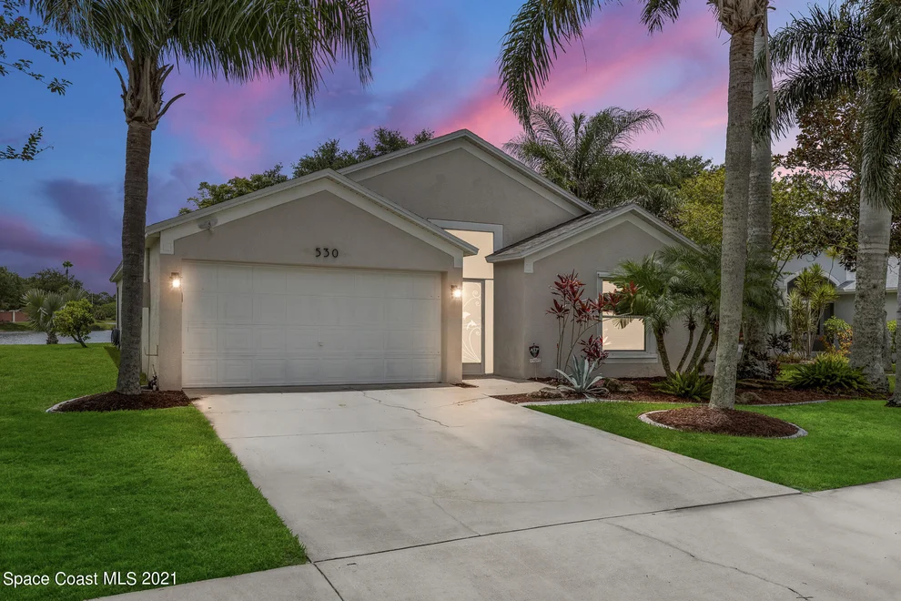Unit for sale at 530 Wickham Lakes Drive, Melbourne, FL 32940