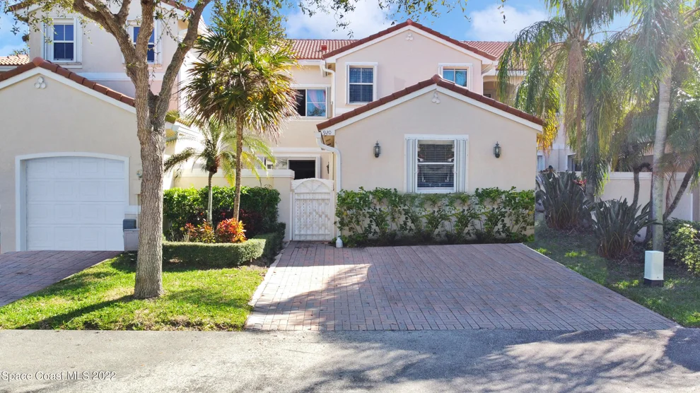 Unit for sale at 920 Doveplum Court, Hollywood, FL 33021