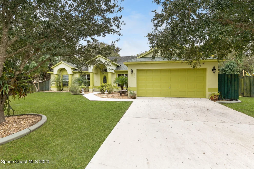 Unit for sale at 254 Olivick Circle NE, Palm Bay, FL 32907
