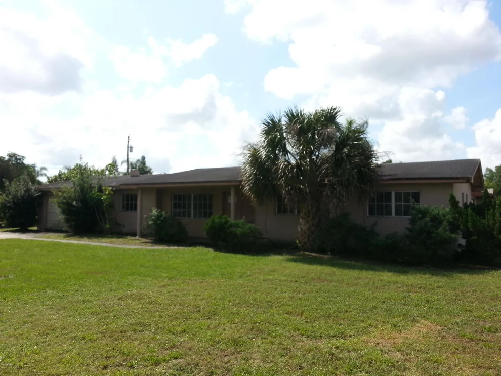 Unit for sale at 915 Hall Street, Melbourne, FL 32901