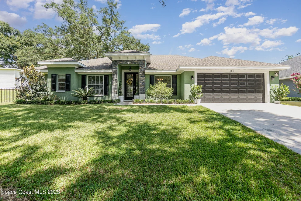 Unit for sale at 11047 Oakshore Lane, Clermont, FL 34711