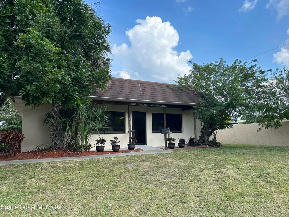 Unit for sale at 375 S Courtenay Parkway, Merritt Island, FL 32952