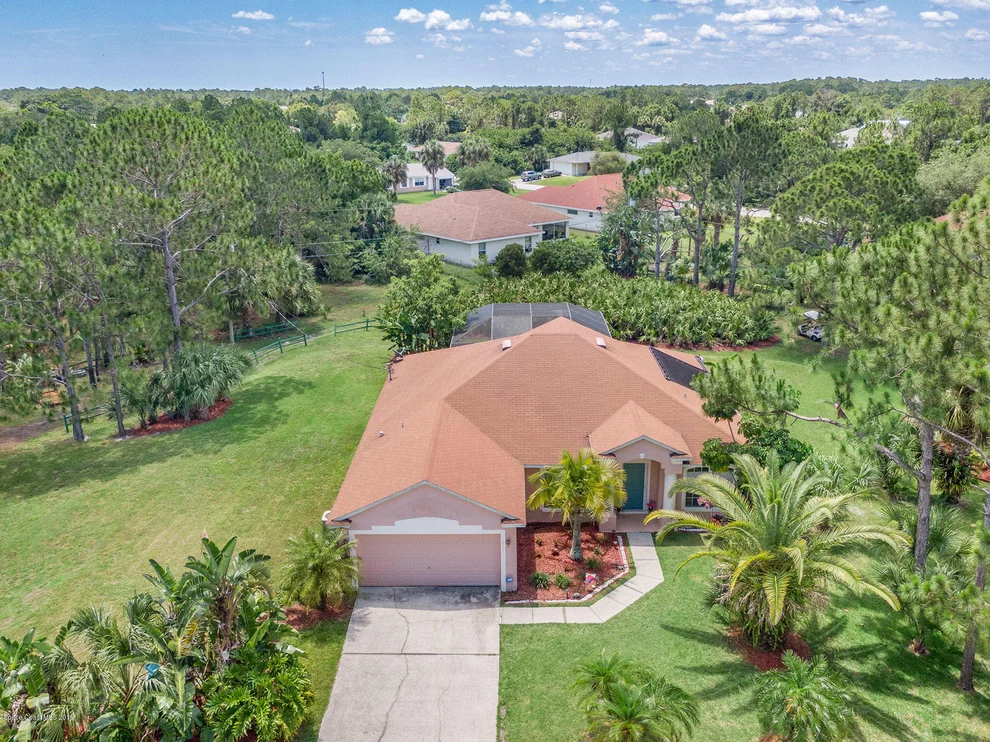Unit for sale at 2151 SE Watkins Road SE, Palm Bay, FL 32909