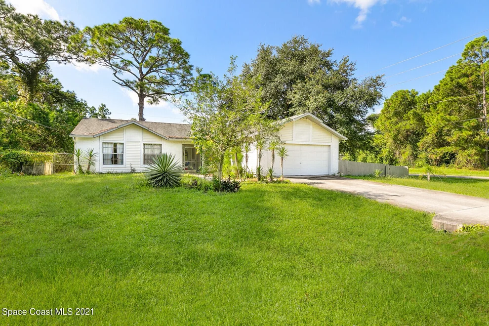 Unit for sale at 1935 Harrison Street, Titusville, FL 32780