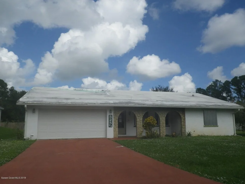 Unit for sale at 525 Escarole Street SE, Palm Bay, FL 32909