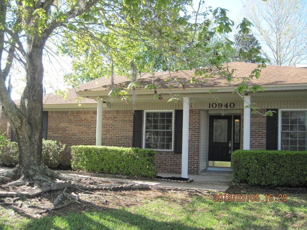 Unit for sale at 10940 Mandarin Station Drive W, Jacksonville, FL 32257