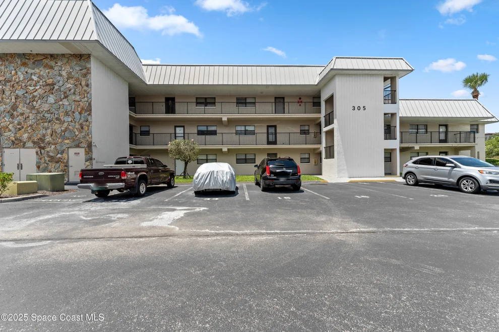 Unit for sale at 305 Tangle Run Boulevard, Melbourne, FL 32940