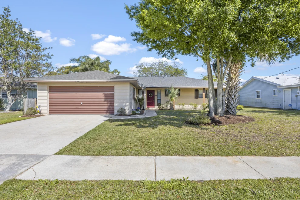 Unit for sale at 1020 Woodsmere Parkway, Rockledge, FL 32955