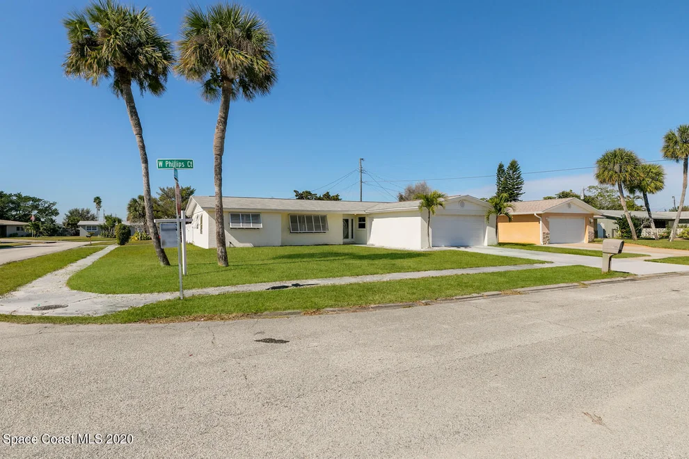 Unit for sale at 1945 W Phillips Court, Merritt Island, FL 32952