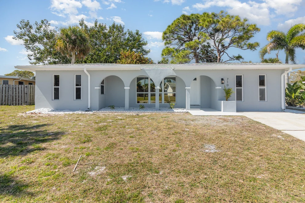 Unit for sale at 710 Abeto Street NE, Palm Bay, FL 32905