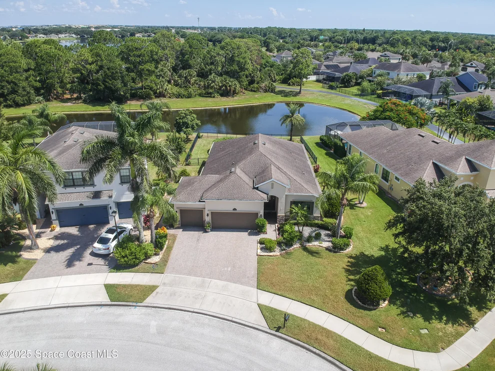 Unit for sale at 8553 Drayton Circle, Melbourne, FL 32940