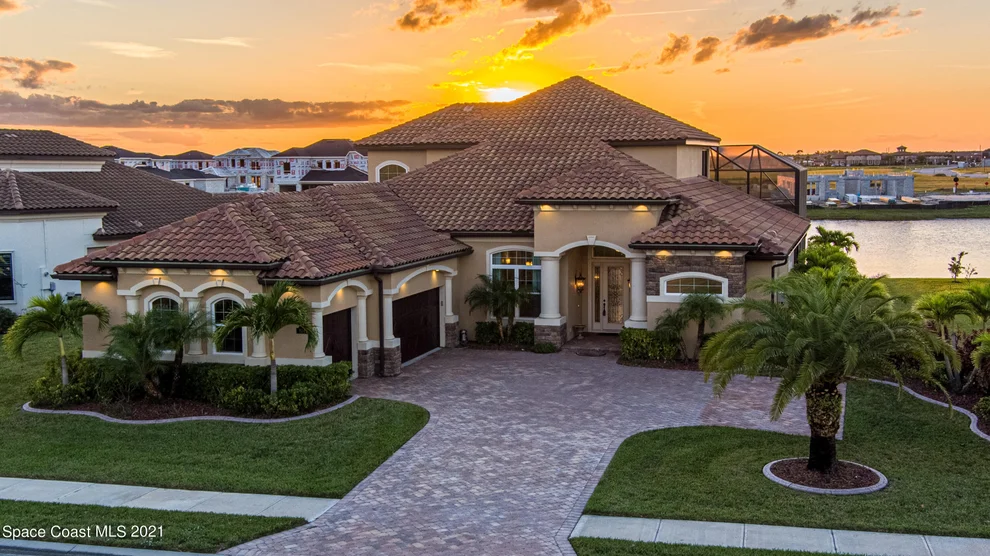 Unit for sale at 8141 Barrosa Circle, Melbourne, FL 32940