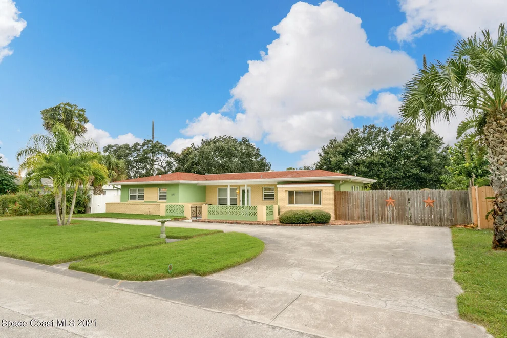 Unit for sale at 1256 Sun Circle W, Melbourne, FL 32935