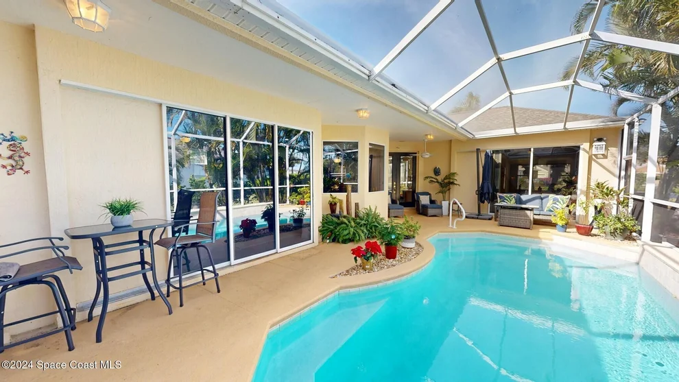 Unit for sale at 250 Rose Cup Lane, Indialantic, FL 32903
