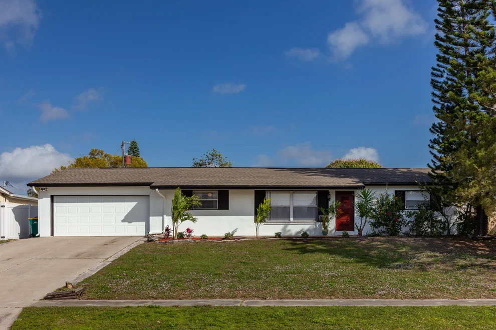 Unit for sale at 1952 W Ixora Drive W, Melbourne, FL 32935