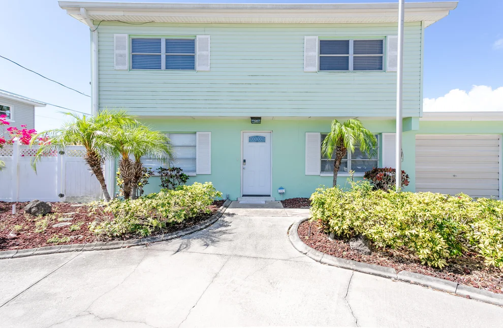 Unit for sale at 375 Needle Boulevard, Merritt Island, FL 32953