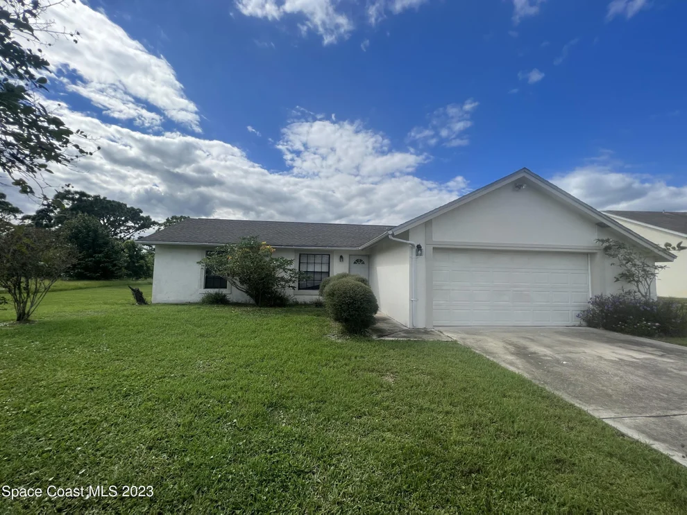 Unit for sale at 210 Esterbrook Avenue NE, Palm Bay, FL 32907