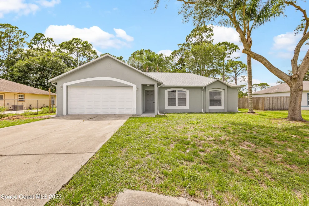 Unit for sale at 6376 Dane Avenue, Cocoa, FL 32927
