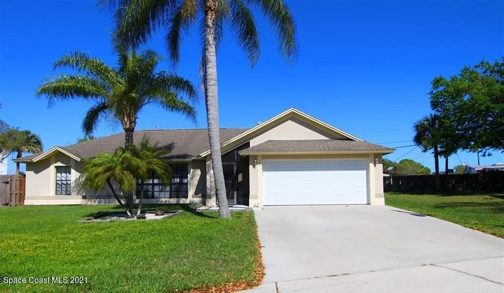 Unit for sale at 104 Crystal Lake Road, Melbourne, FL 32901