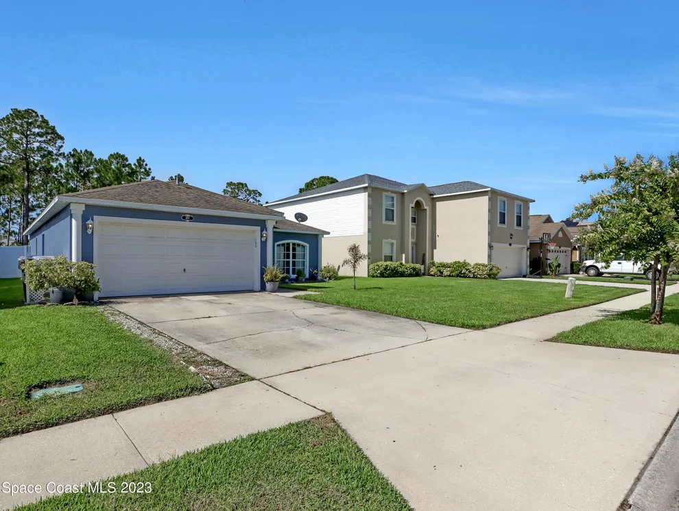 Unit for sale at 697 Peachtree Street, Titusville, FL 32780