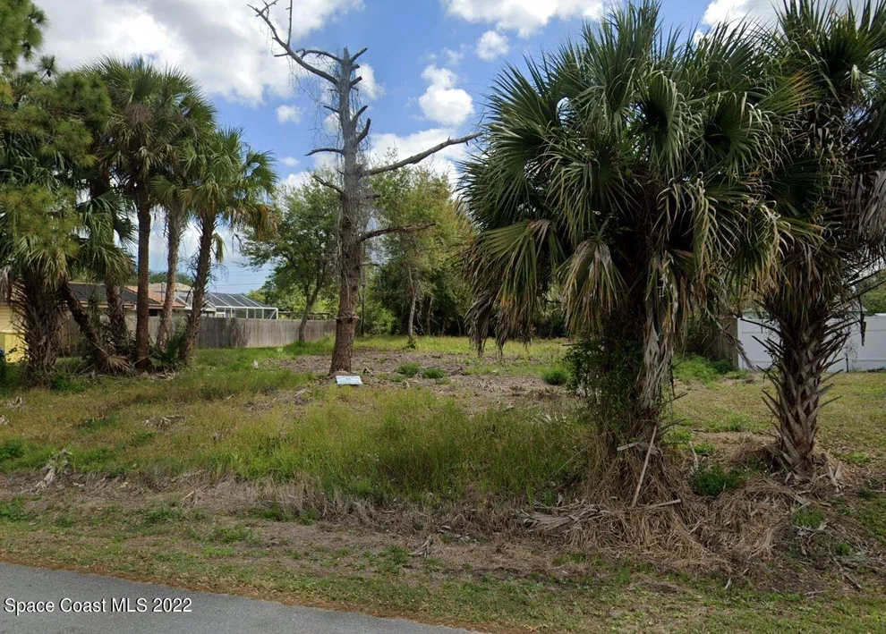 Unit for sale at 615 Santo Domingo Avenue SW, Palm Bay, FL 32908