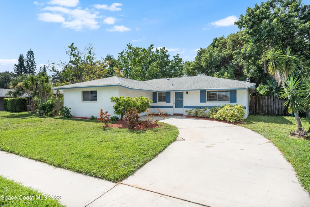 Unit for sale at 1903 Ontario Circle S, Melbourne, FL 32935