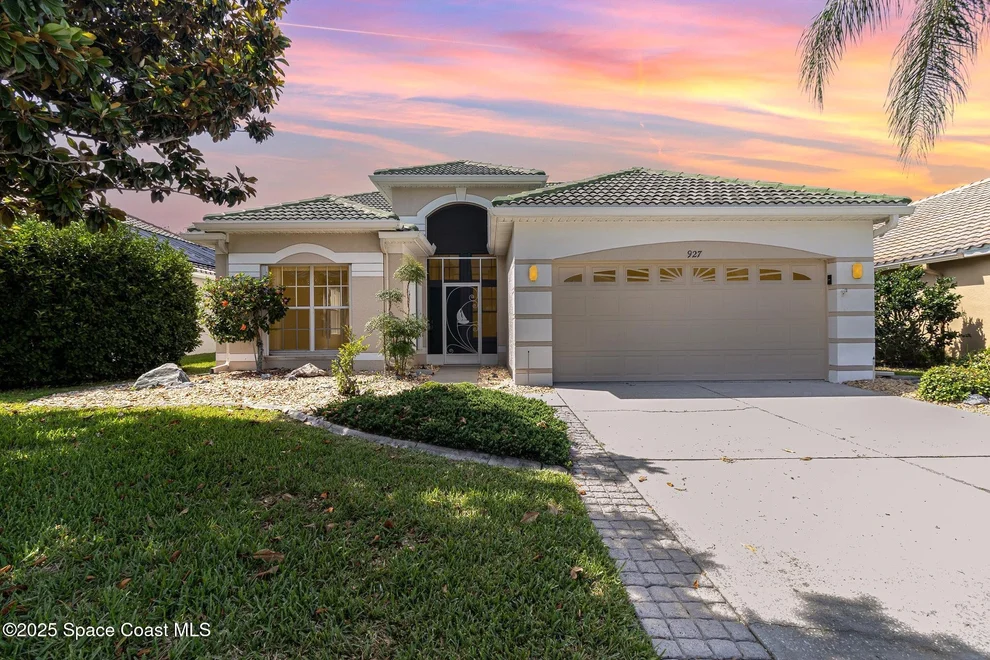 Unit for sale at 927 Wimbledon Drive, Melbourne, FL 32940