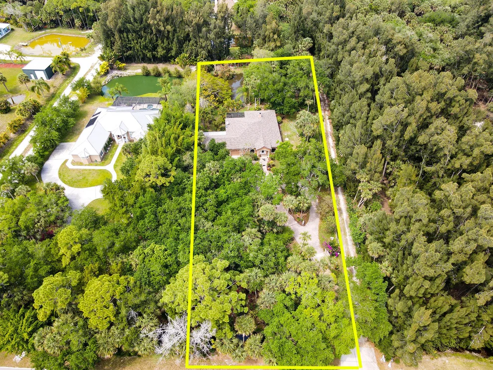 Unit for sale at 860 E Hall Road, Merritt Island, FL 32953